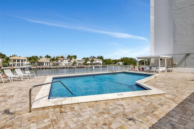 1400 S Ocean Dr 1001, Hollywood, FL 33019