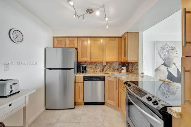 1400 S Ocean Dr 1001, Hollywood, FL 33019