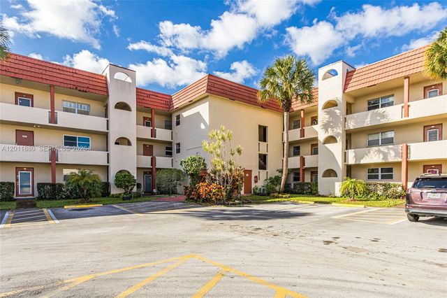 2831 E Sunrise Lakes Dr 105, Sunrise, FL 33322