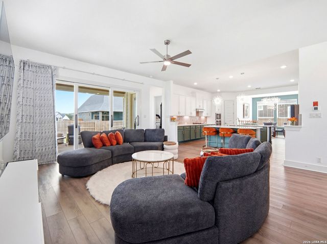 532 Caliban, Cibolo, TX 78108