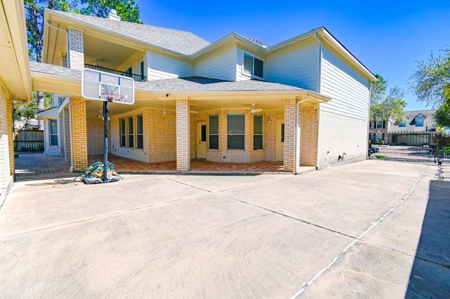 16602 Blue Vista Drive, Houston, TX 77095