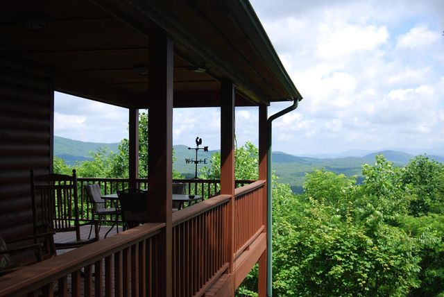 1013 Buck Ridge Drive, Murphy, NC 28906