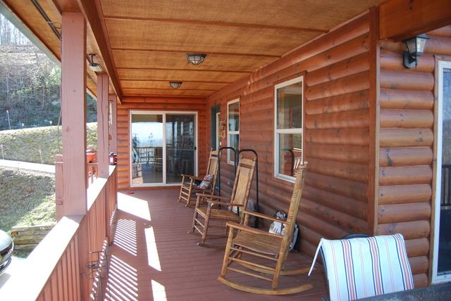 1013 Buck Ridge Drive, Murphy, NC 28906