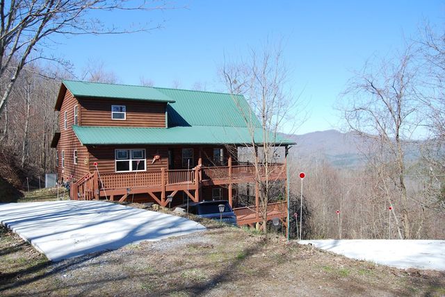 1013 Buck Ridge Drive, Murphy, NC 28906