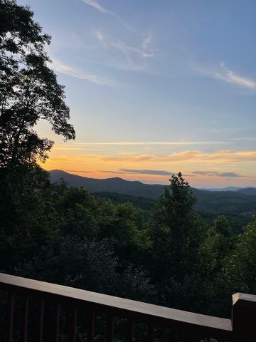 1013 Buck Ridge Drive, Murphy, NC 28906