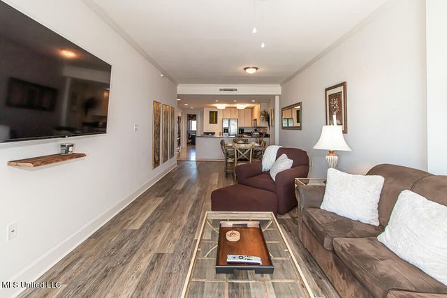 1899 Beach Boulevard, 410, Biloxi, MS 39531