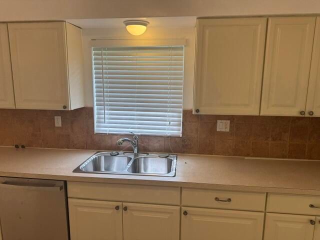 860 NW 65th Avenue, Plantation, FL 33317