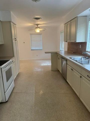 860 NW 65th Avenue, Plantation, FL 33317