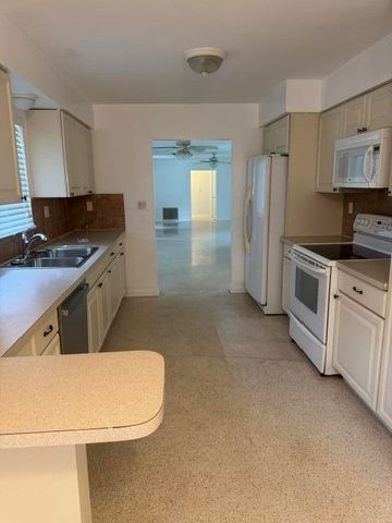 860 NW 65th Avenue, Plantation, FL 33317