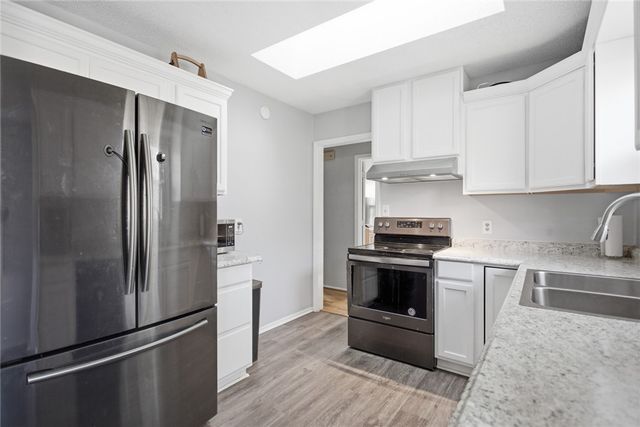 107 Lakewood Drive, West Union, SC 29696