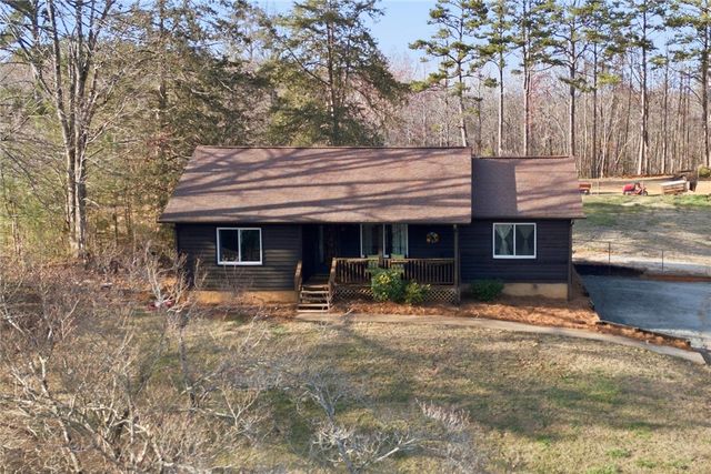 107 Lakewood Drive, West Union, SC 29696