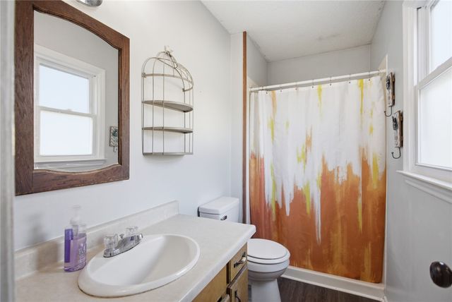 107 Lakewood Drive, West Union, SC 29696