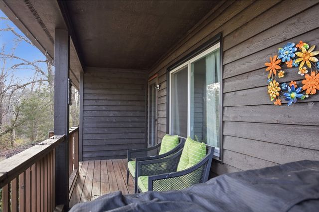 107 Lakewood Drive, West Union, SC 29696