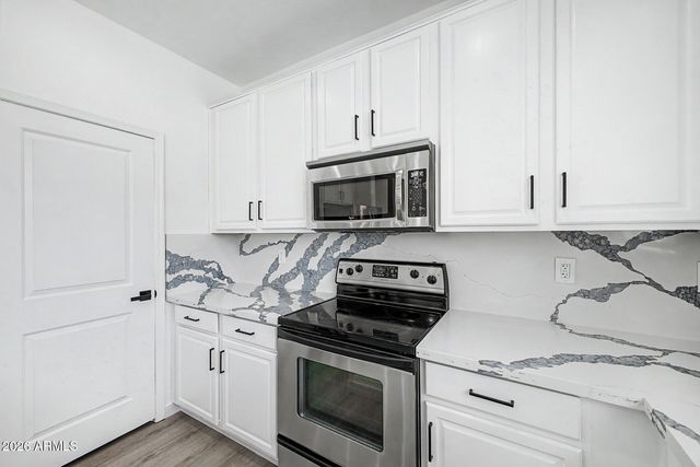 10925 W DAVIS Lane, Avondale, AZ 85323