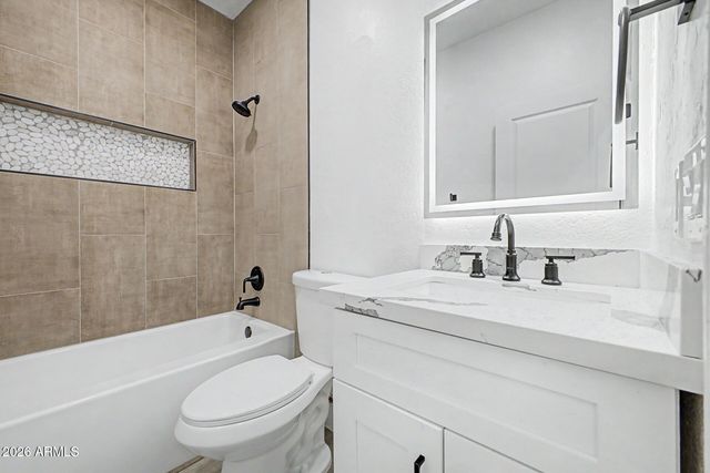 10925 W DAVIS Lane, Avondale, AZ 85323