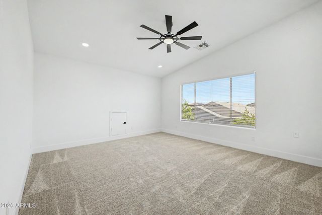 10925 W DAVIS Lane, Avondale, AZ 85323