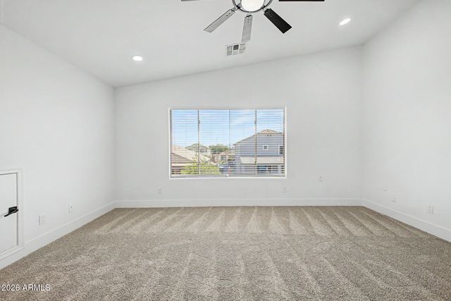 10925 W DAVIS Lane, Avondale, AZ 85323