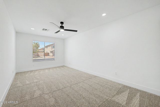 10925 W DAVIS Lane, Avondale, AZ 85323