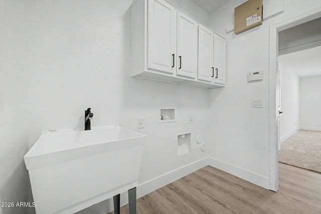 10925 W DAVIS Lane, Avondale, AZ 85323