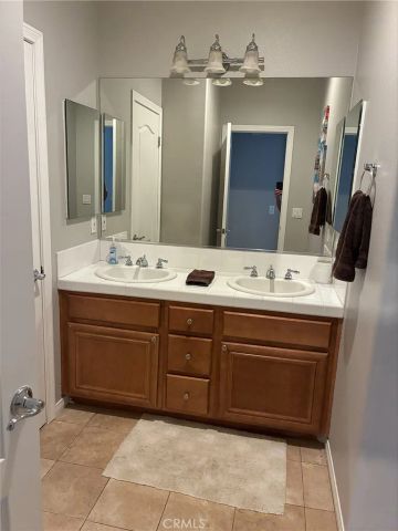 7675 Timber Circle, Huntington Beach, CA 92648