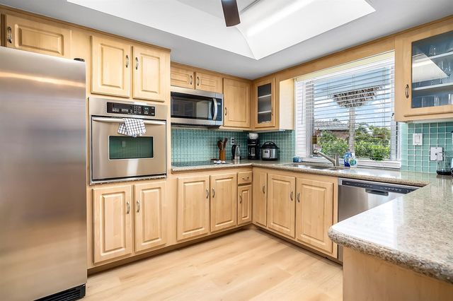 1250 SE 10th Street, Deerfield Beach, FL 33441