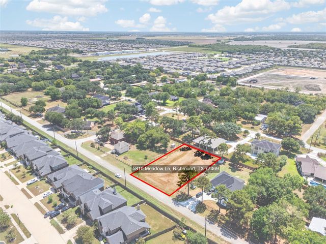 5810 Meadow Lane, Richmond, TX 77469