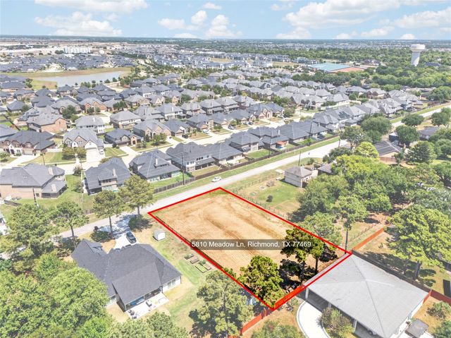 5810 Meadow Lane, Richmond, TX 77469