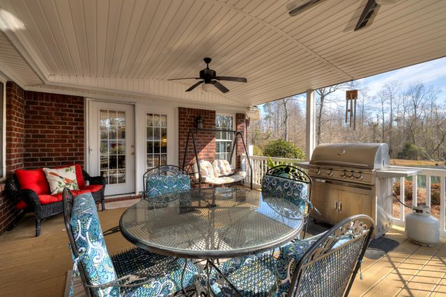 1146 Oak Grove Church Road, Manning, SC 29102