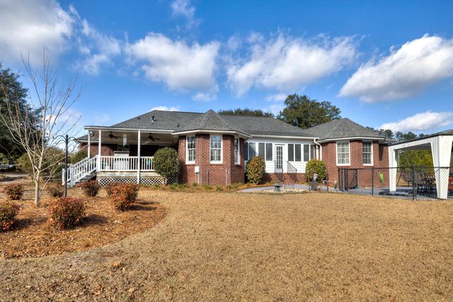 1146 Oak Grove Church Road, Manning, SC 29102