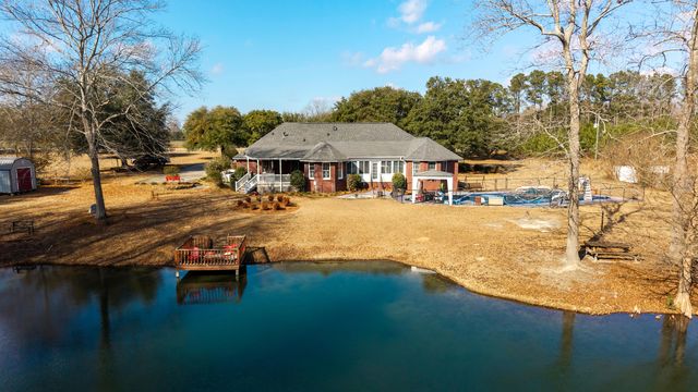 1146 Oak Grove Church Road, Manning, SC 29102