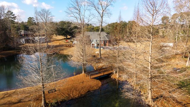 1146 Oak Grove Church Road, Manning, SC 29102