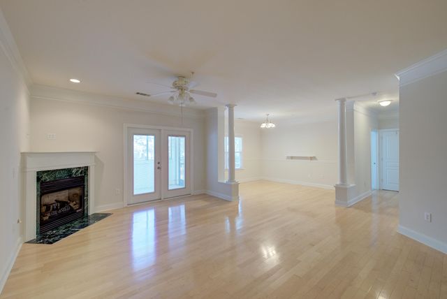 1025 Riverland Woods Place 115, Charleston, SC 29412