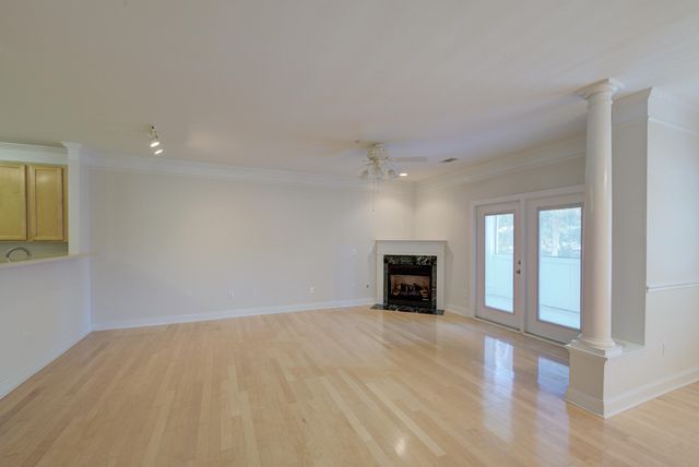 1025 Riverland Woods Place 115, Charleston, SC 29412
