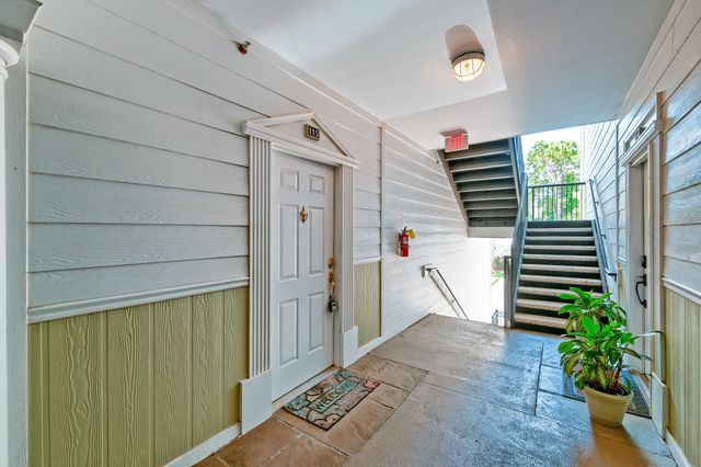 1025 Riverland Woods Place 115, Charleston, SC 29412