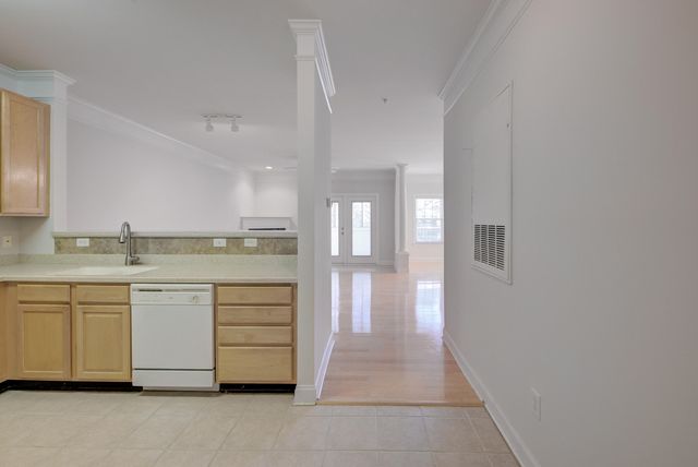 1025 Riverland Woods Place 115, Charleston, SC 29412