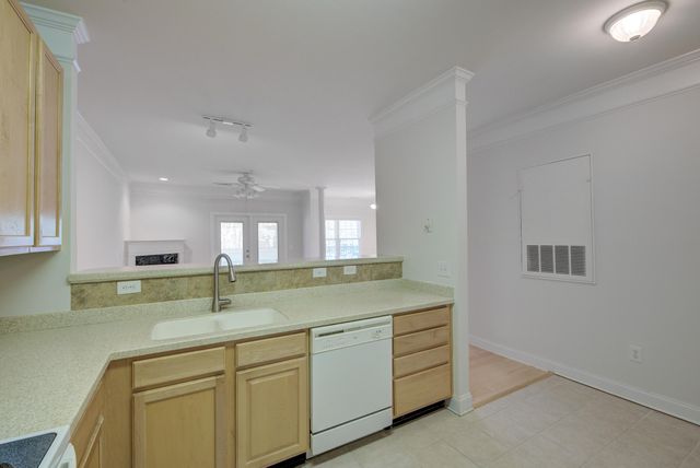 1025 Riverland Woods Place 115, Charleston, SC 29412