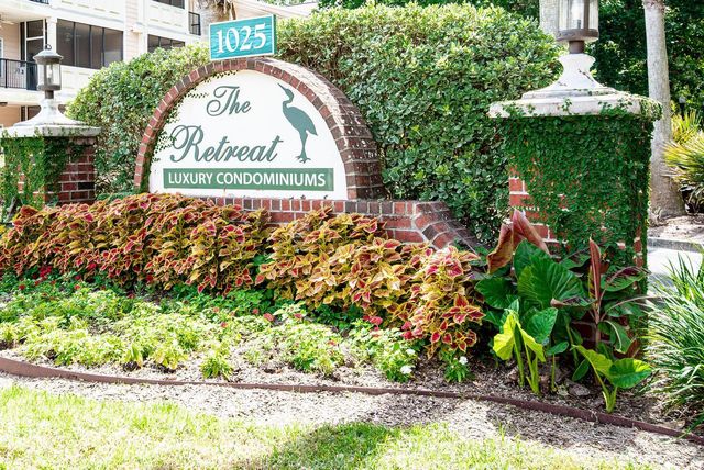 1025 Riverland Woods Place 115, Charleston, SC 29412