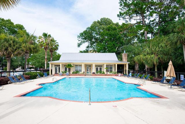 1025 Riverland Woods Place 115, Charleston, SC 29412
