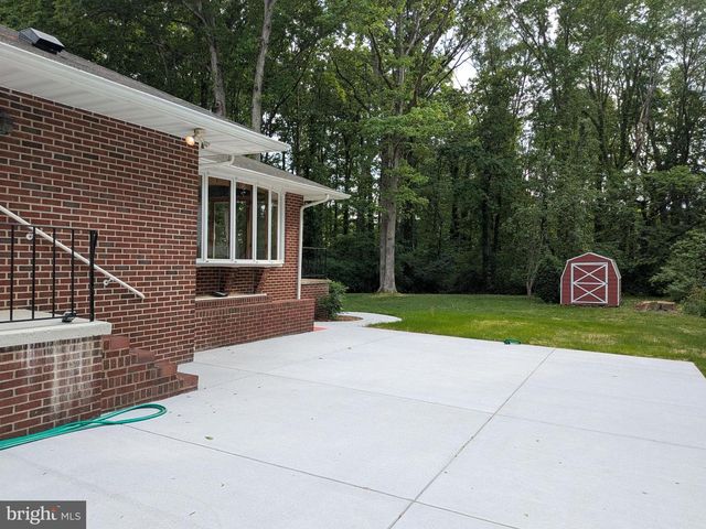 11 PATRICK HENRY ST, Fredericksburg, VA 22405