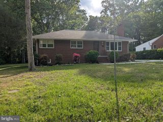 11 PATRICK HENRY ST, Fredericksburg, VA 22405
