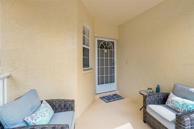 203 CASA DEL LAGO WAY 203, Venice, FL 34292