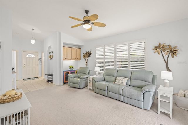 203 CASA DEL LAGO WAY 203, Venice, FL 34292