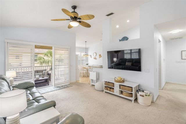 203 CASA DEL LAGO WAY 203, Venice, FL 34292