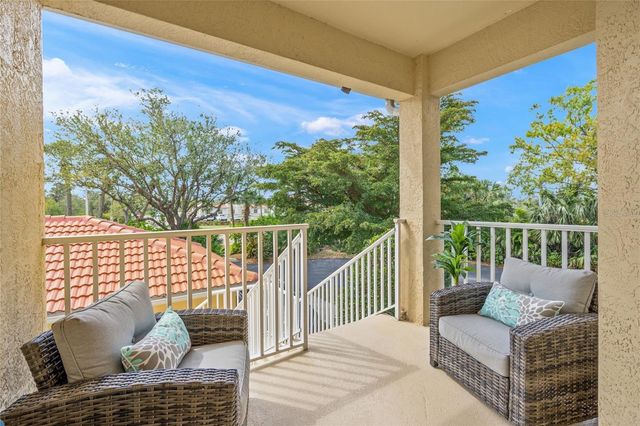 203 CASA DEL LAGO WAY 203, Venice, FL 34292