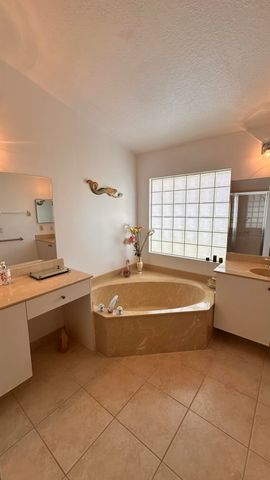 6256 Via Primo Street, Lake Worth, FL 33467