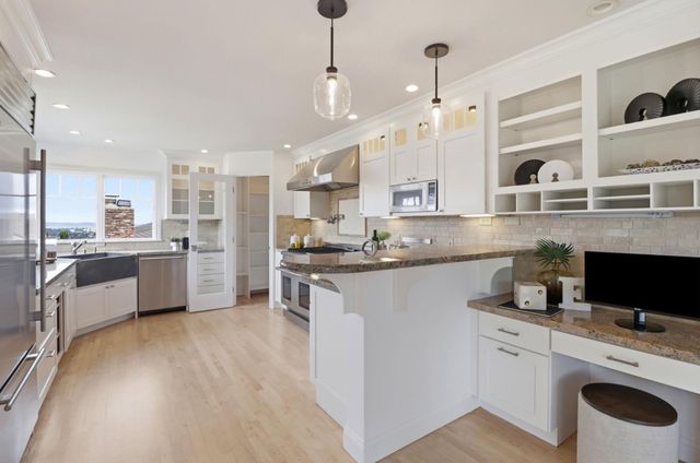 2945 Monte Cresta Drive, Belmont, CA 94002