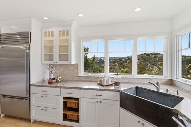 2945 Monte Cresta Drive, Belmont, CA 94002