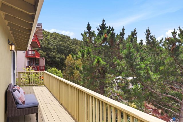 2945 Monte Cresta Drive, Belmont, CA 94002