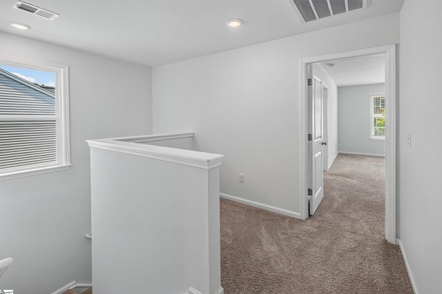 648 Millsgate Circle, Boiling Springs, SC 29316