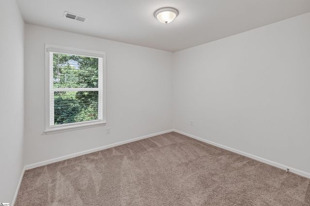 648 Millsgate Circle, Boiling Springs, SC 29316